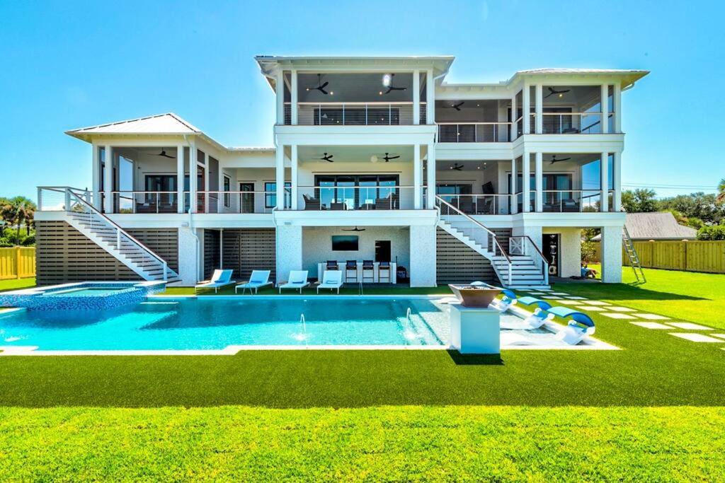 New Waterfront Home With Deep Water Dock Isle of Palms Exteriér fotografie