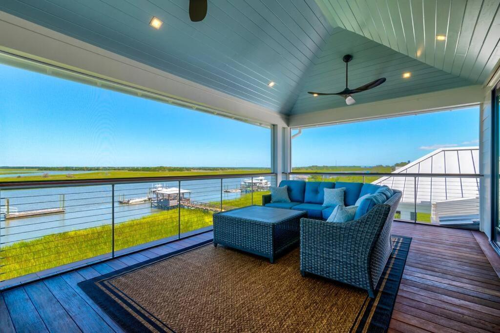 New Waterfront Home With Deep Water Dock Isle of Palms Exteriér fotografie