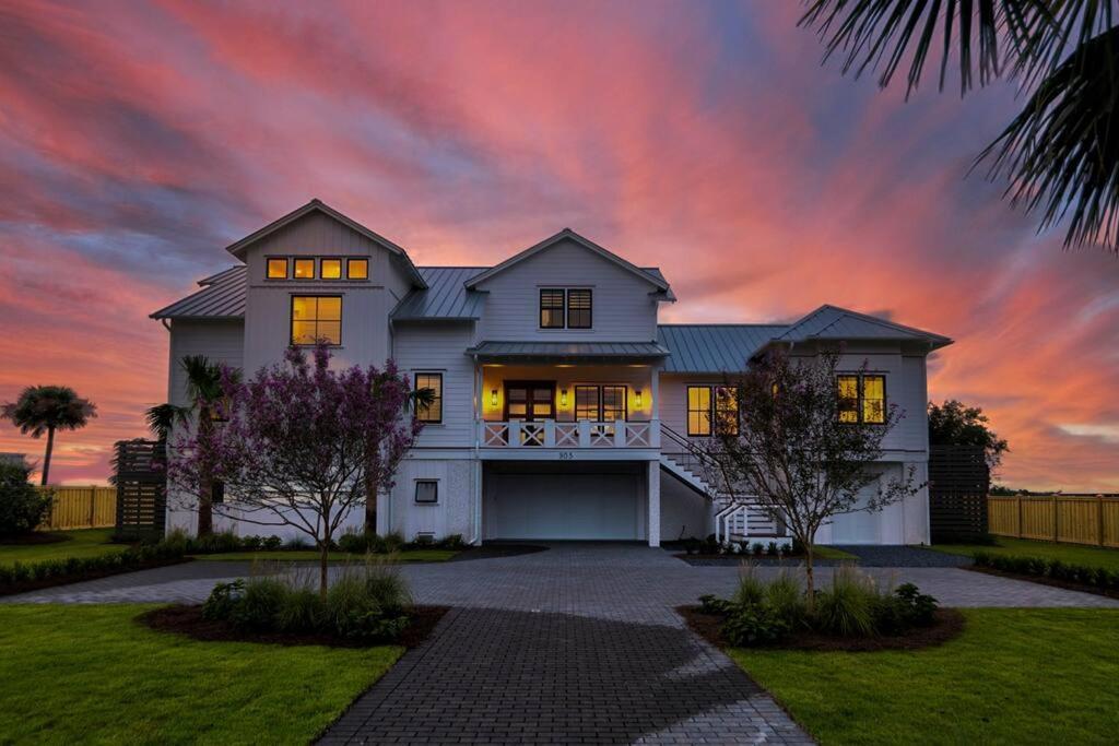 New Waterfront Home With Deep Water Dock Isle of Palms Exteriér fotografie